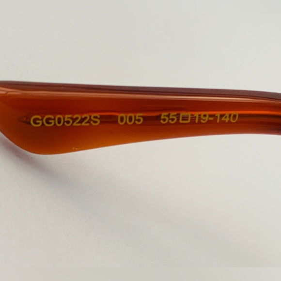 Authentic  Gucci Ivory and Gold/ Green Gradient GG0522S Cat Eye Sunglasses - Picture 12 of 13